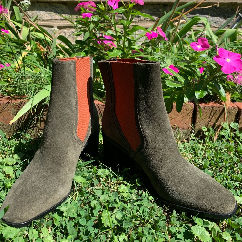 πHP NWOT Lori Goldstein Olive Suede Booties - 7.5 - Picture 3 of 6